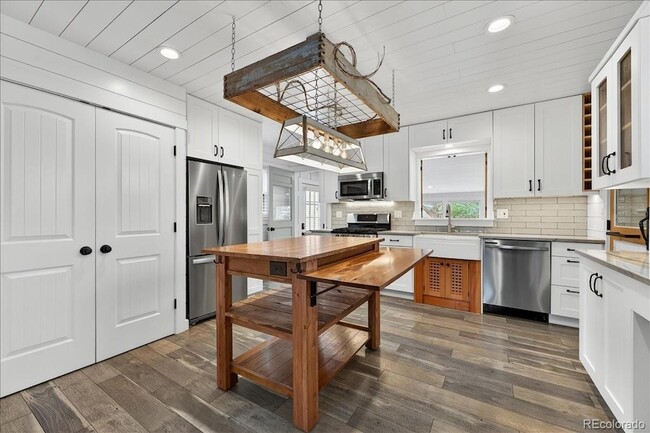 Building Photo - 6473 S Prescott St