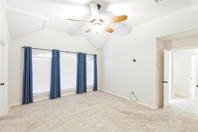 Building Photo - 17007 Vinland Dr