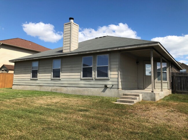 Building Photo - AVAILABLE NOW! - 2 WEEKS FREE!