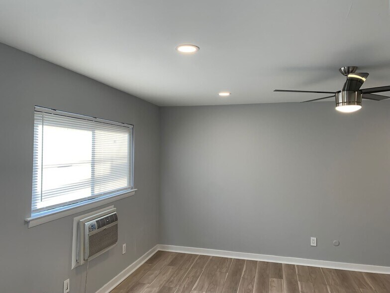 Building Photo - 5424 Rising Sun Ave