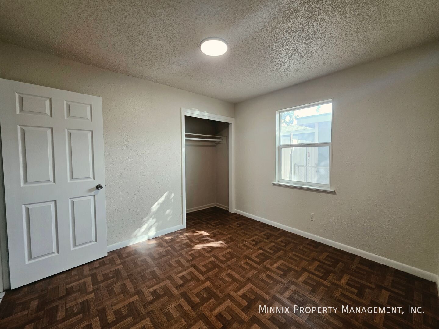 Building Photo - 812 W 30th St