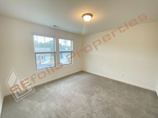 Building Photo - Stylish 4-Bedroom 3 Bathroom Single Home w/ a Guest Suite on the Main Level in Elmwood, Raleigh, ...