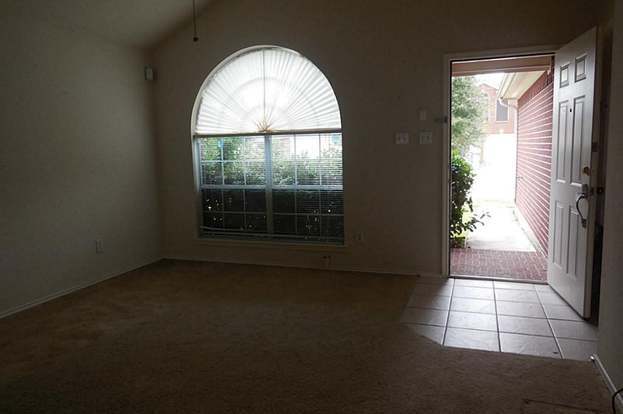 Building Photo - 12406 Magnolia Canyon