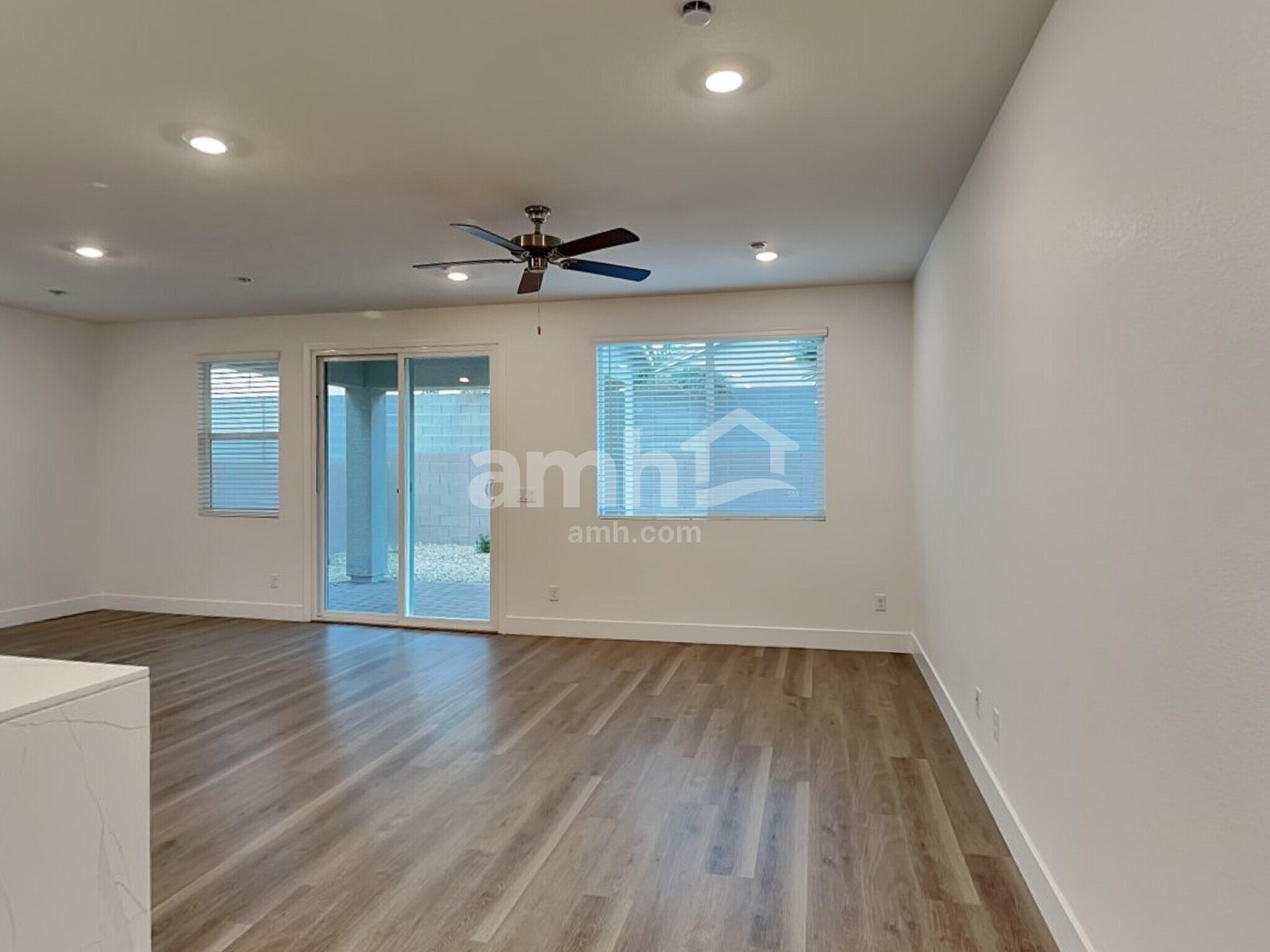 Building Photo - 8365 Flagpole Loop Ave