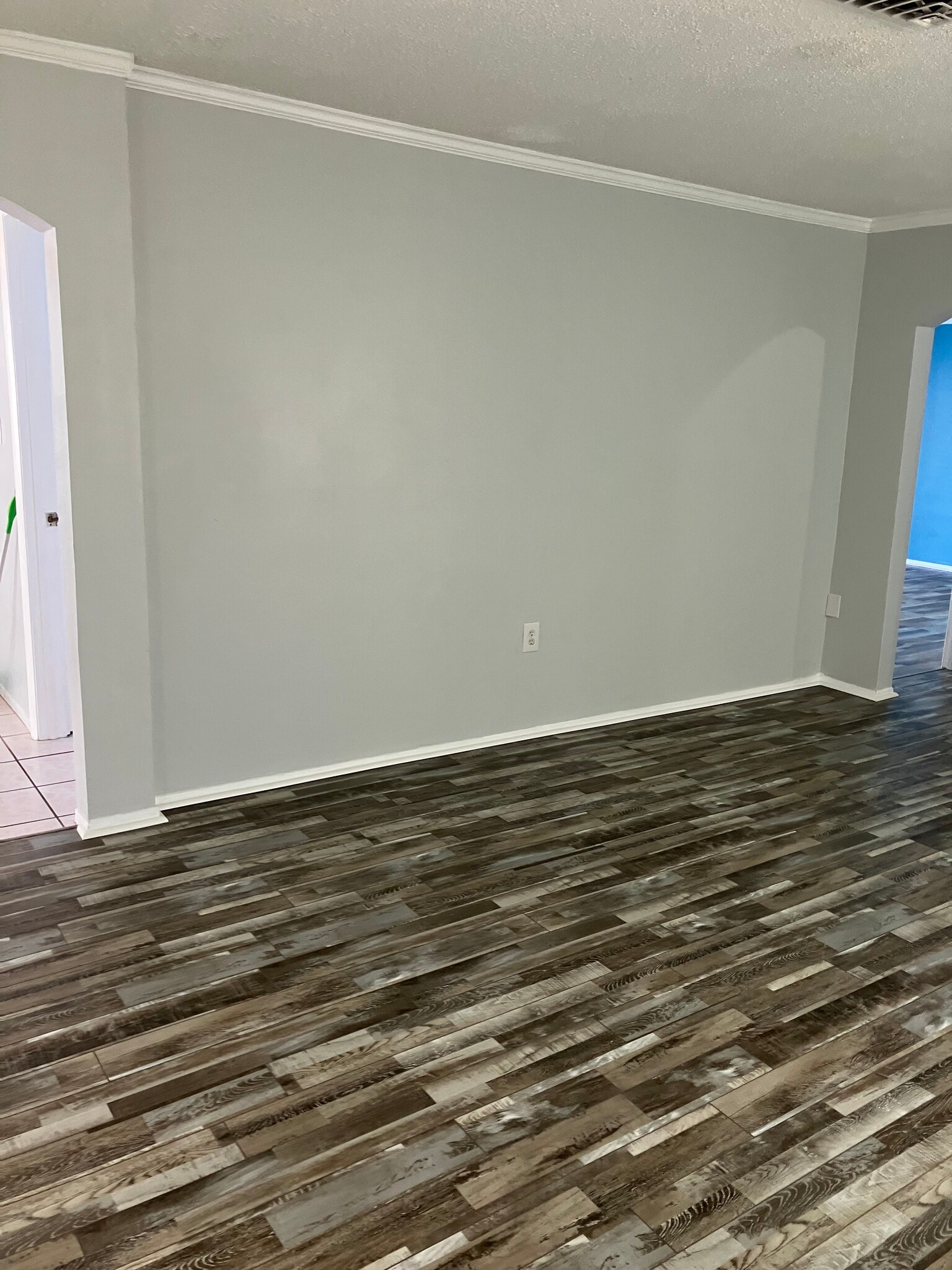 Living room - 9837 Marlinton Ln