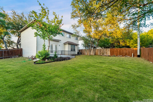 Building Photo - 10646 Manor Creek