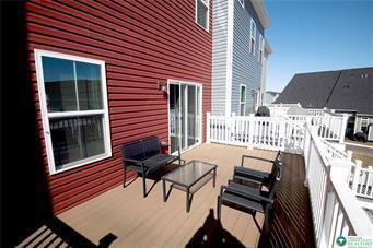 Building Photo - 2206 Cook Dr