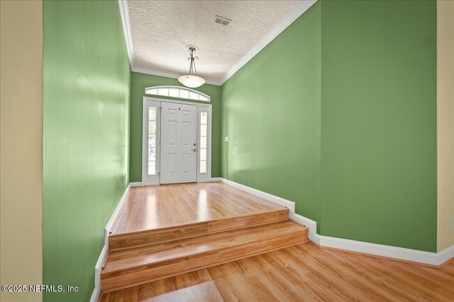 Building Photo - 1028 Meadow View Ln