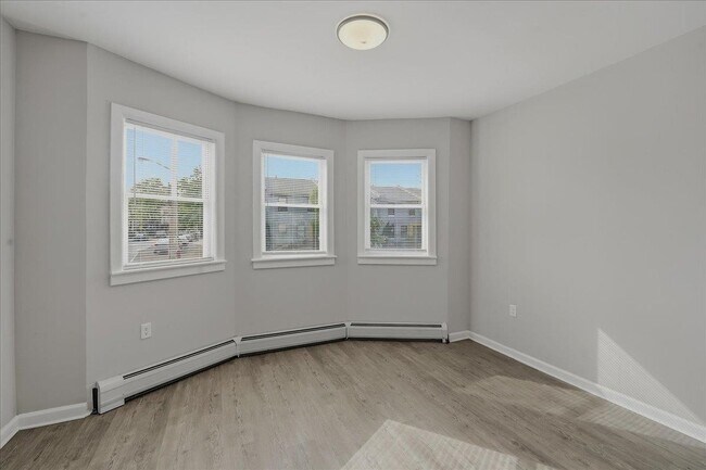 Building Photo - 784 Ocean Ave