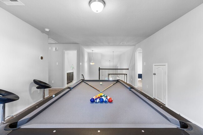 Building Photo - 12002 Rockridge Falls Dr