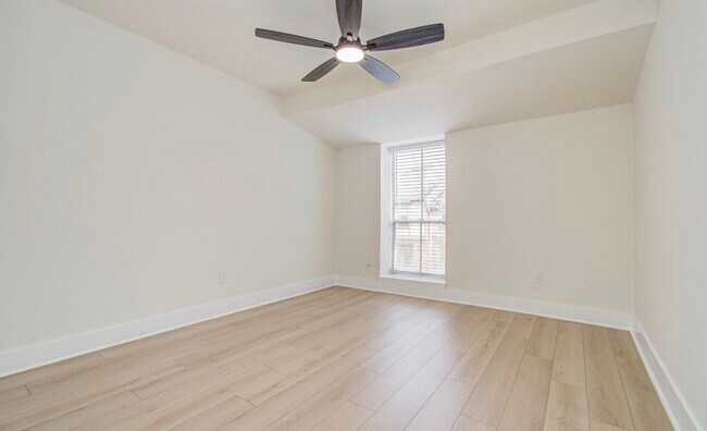 Building Photo - 14231 Misty Meadow Ln