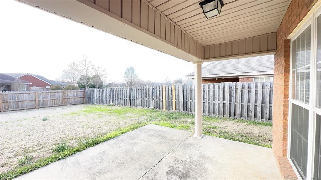 Building Photo - 1312 Hallwood Ln