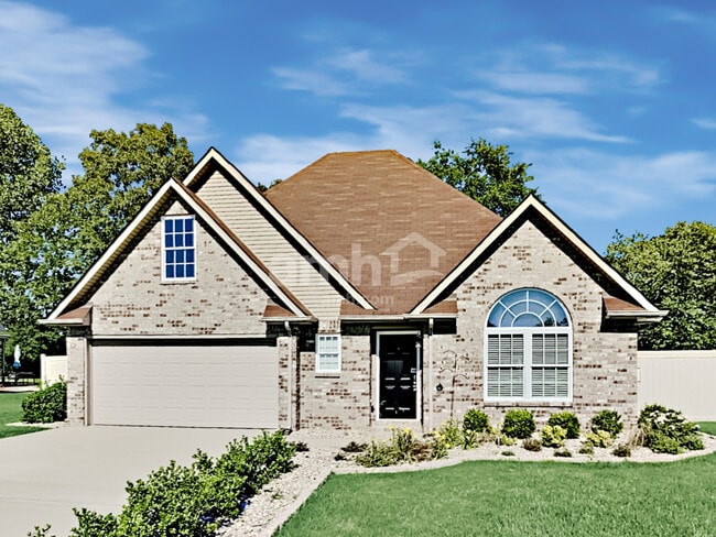 Building Photo - 817 Laramie Ct