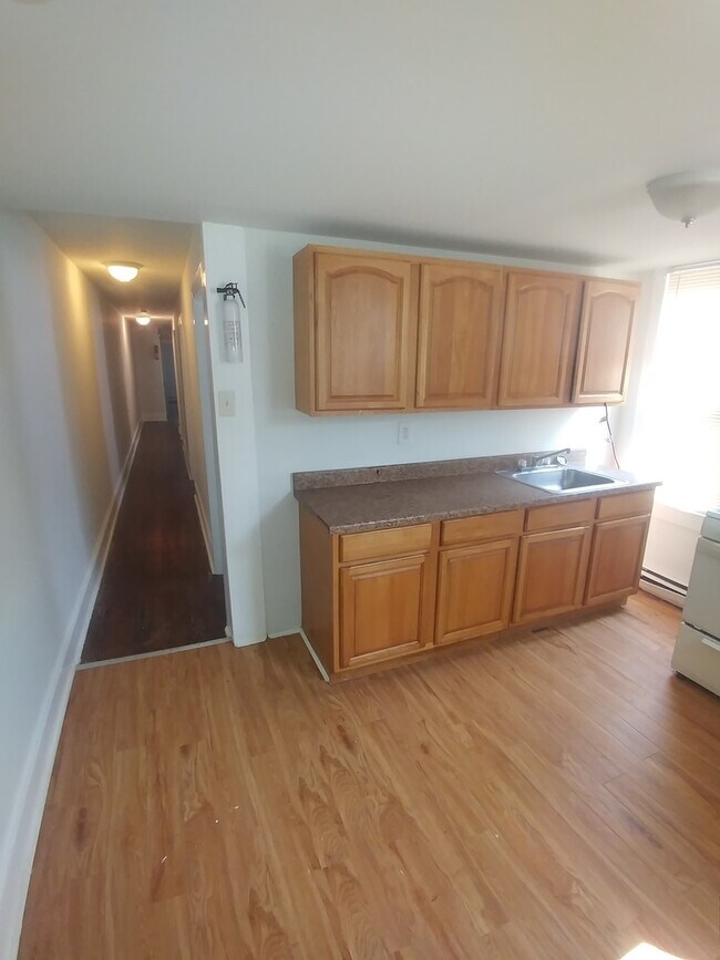 Building Photo - 600-606 MacDade Blvd