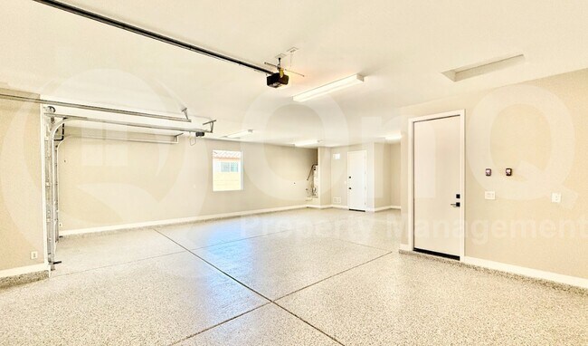 Building Photo - 18032 W Elizabeth Ave