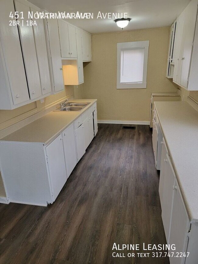 Building Photo - 451 N Warman Ave