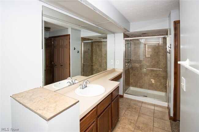 Building Photo - 18038 Heritage Trail