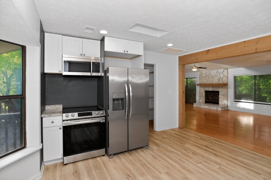 Building Photo - 468 Watson Ferry Dr