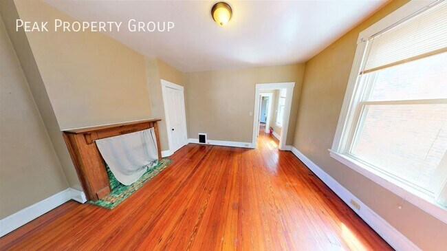 Building Photo - 2212 W Clifton Ave
