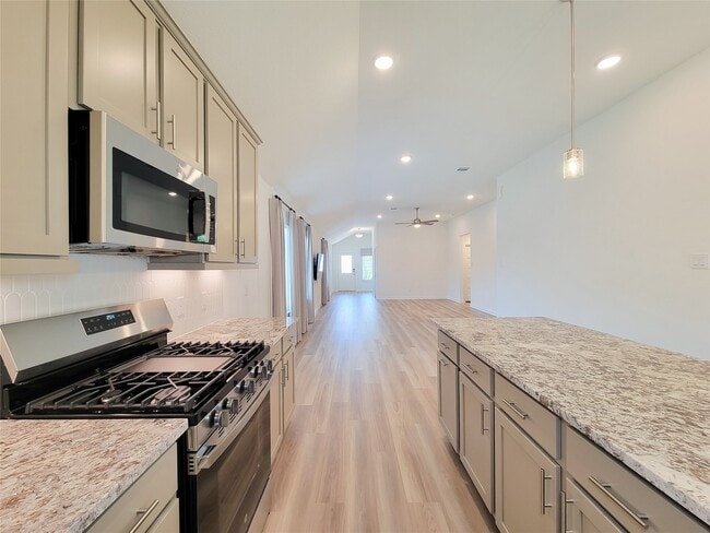 Building Photo - 1706 Serenity Moon Dr