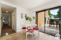 Building Photo - Beautifully Maintained Duplex in Glen Ellen