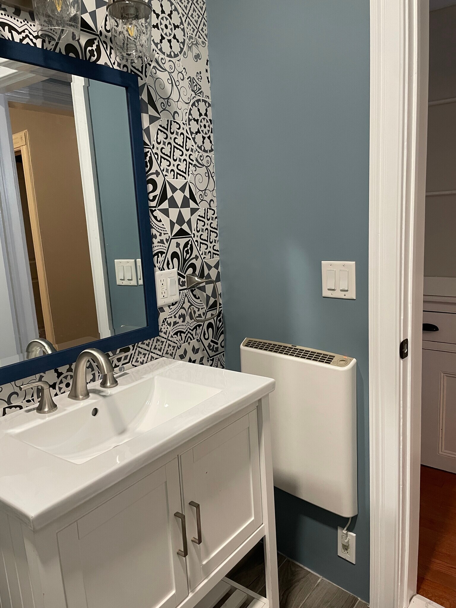Bathroom - 35 Charles St