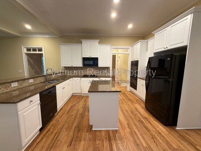 Building Photo - 8015 Wakehurst Pl