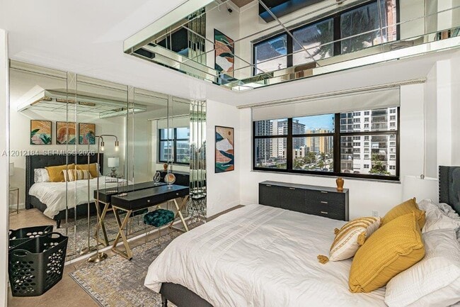 Building Photo - 2401 S Ocean Dr