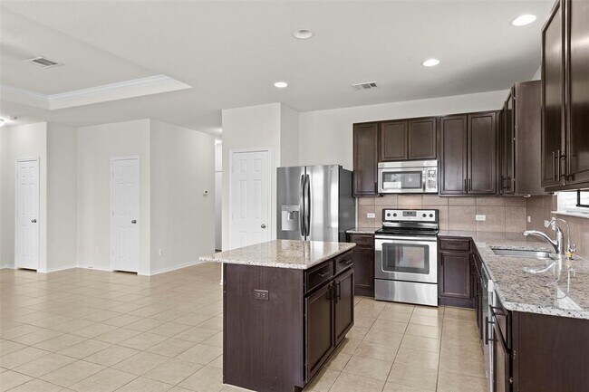 Building Photo - 156 Marcheeta Way