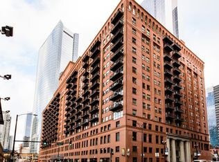 Building Photo - 165 N Canal St