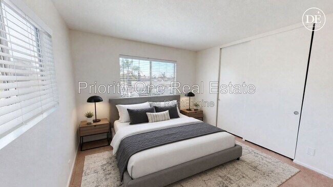 Building Photo - 4476 33rd Pl