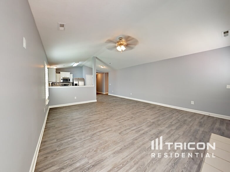 Building Photo - 3633 Crowders View Dr