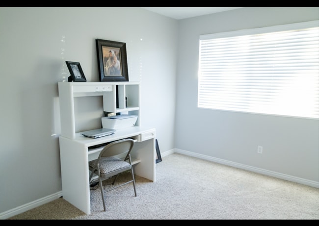 Bedroom - 482 N 2580 W