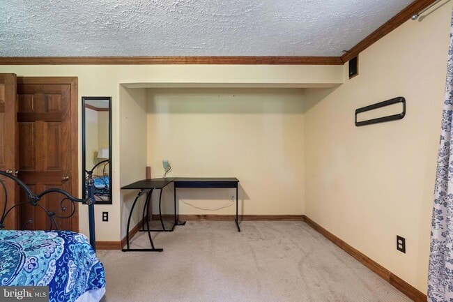 Building Photo - 127 Pilgrim Cove