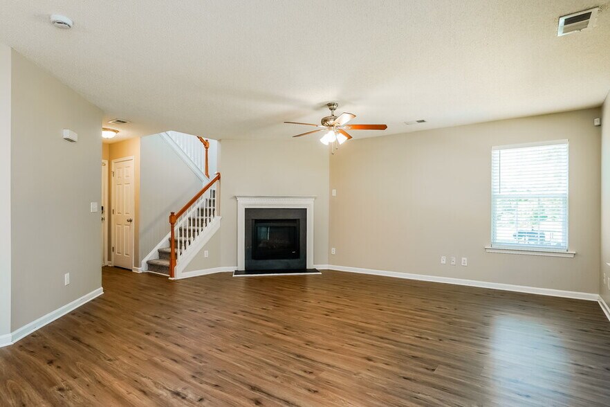 Building Photo - 3308 Asgar Ct