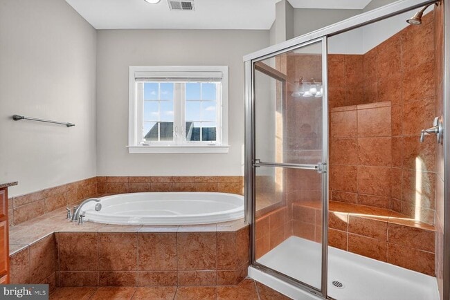 Building Photo - 21285 Park Grove Terrace