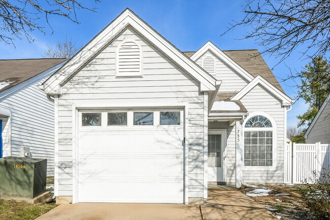 Building Photo - 753 Liberty Village Dr