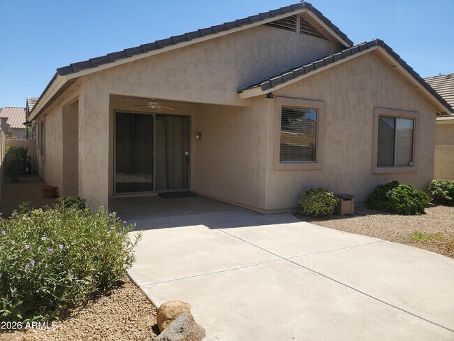 Building Photo - 2430 E Darrel Rd
