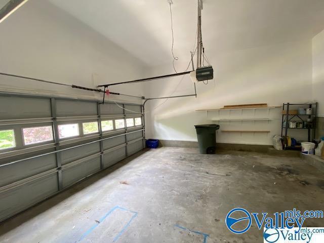 Building Photo - 208 Evalyn St