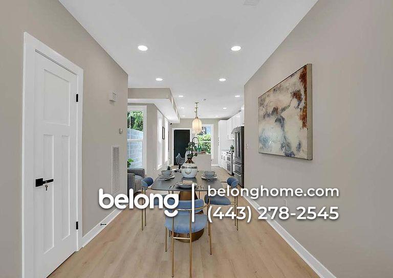 Building Photo - 1032 W Franklin St