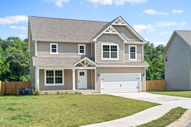 Building Photo - Beautiful Home Close to Fort Campell Ready for You to Make New Memories In