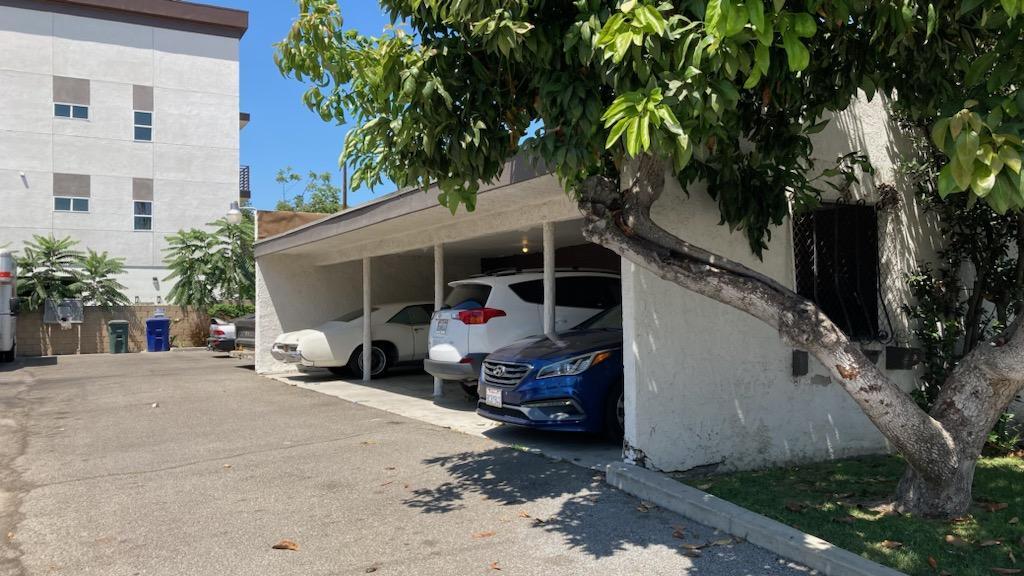 Building Photo - 7471 Artesia Blvd