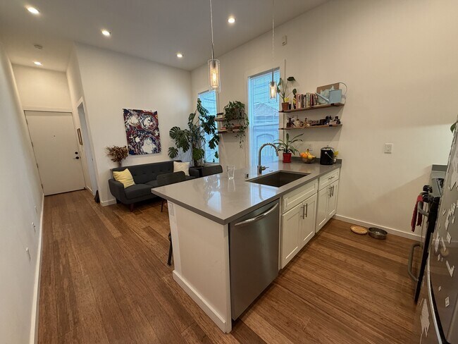 Building Photo - 1134 Foothill Blvd