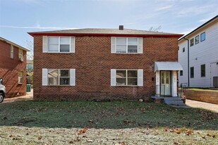 Building Photo - 840 NW 44th St