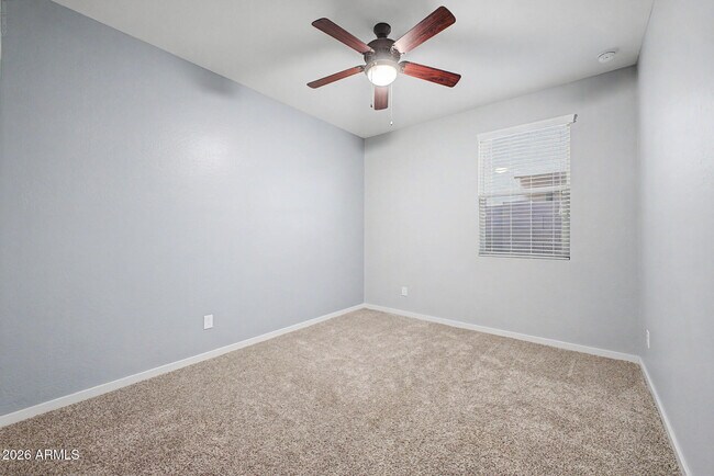 Building Photo - 1041 Glen Canyon Dr