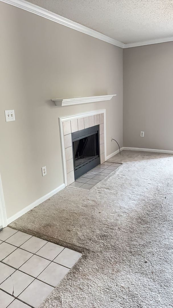 Building Photo - 2 bedroom, 2 bath condo