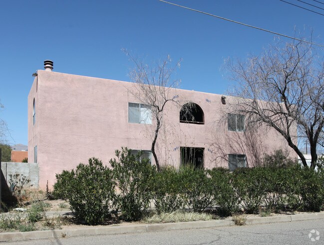 Primary Photo - 1801-1825 E Hedrick Dr