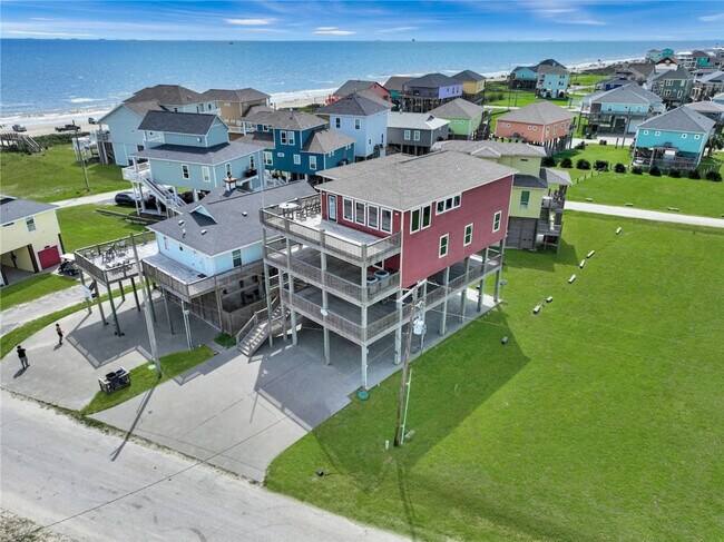 Building Photo - 907 S Cove Dr