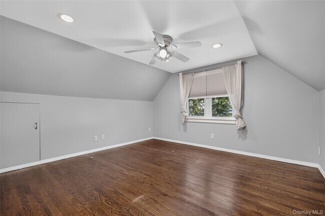 Building Photo - 175 Wardwell Rd