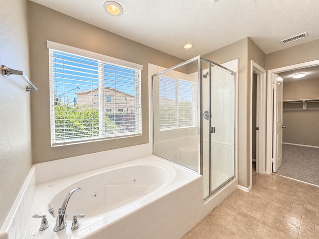 Building Photo - 31029 Branding Iron Ct
